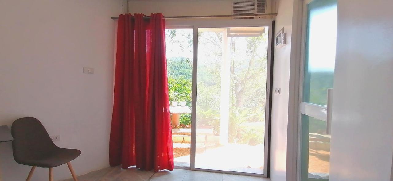 Bed and Breakfast Lonos Circle Romblon Exterior foto
